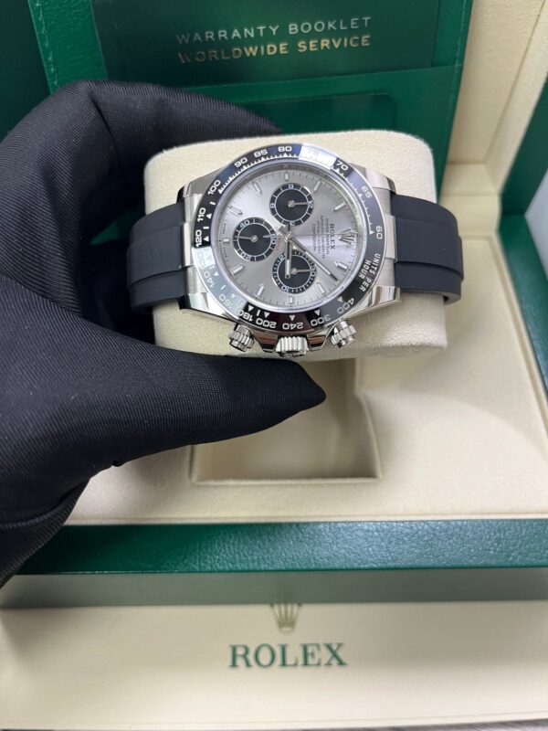 Rolex Daytona White Gold Cosmograph Daytona Silver And Black Index Dial - Oysterflex Strap 126519LN - Image 4