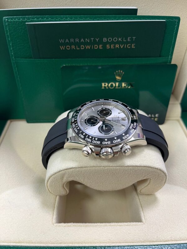 Rolex Daytona White Gold Cosmograph Daytona Silver And Black Index Dial - Oysterflex Strap 126519LN - Image 9
