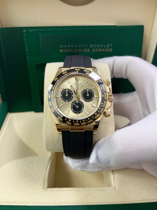 Rolex Daytona Yellow Gold Golden And Black Index Dial Oysterflex Strap 126518ln - Image 8