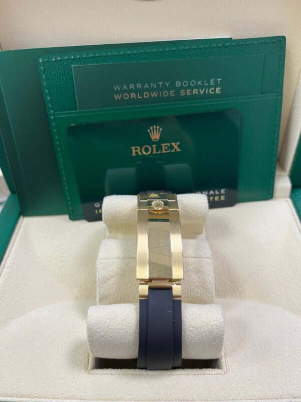 Rolex Daytona Yellow Gold Golden And Black Index Dial Oysterflex Strap 126518ln - Image 6