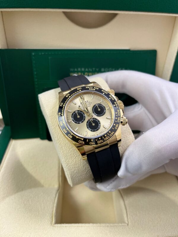 Rolex Daytona Yellow Gold Golden And Black Index Dial Oysterflex Strap 126518ln - Image 10