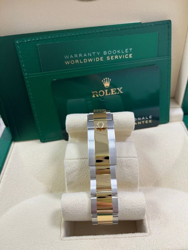 Rolex Daytona Yellow Rolesor Cosmograph Daytona Golden Index Dial Oyster Bracelet 126503 - Image 5
