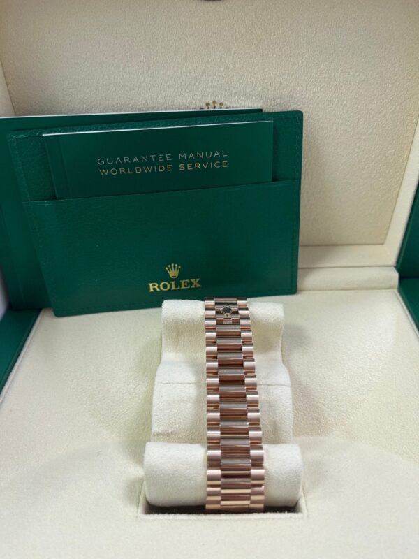 Rolex Everose Gold Day-Date 40 Watch - Everose Gold Bezel - Olive Green Bevelled Roman Dial - President Bracelet (Ref# 228345RBR) - Image 6