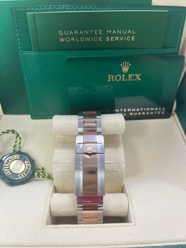 Rolex GMT-Master II Two-Tone Stainless Steel and Rose Gold - "The Rootbeer"- Black and Brown Bezel - Oyster Bracelet (Ref# 126711CHNR) - Image 3