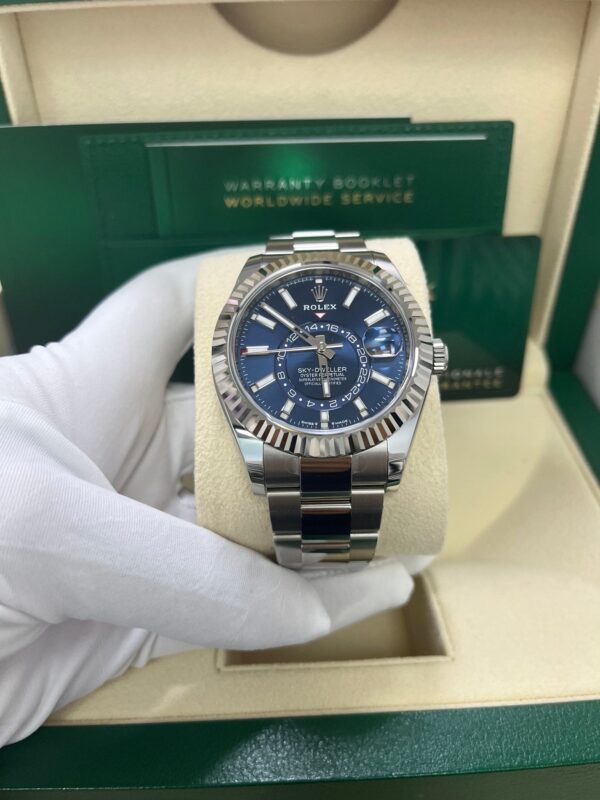 Rolex Sky-Dweller 42 mm Oystersteel and White Gold Blue Dial 336934 - Image 6