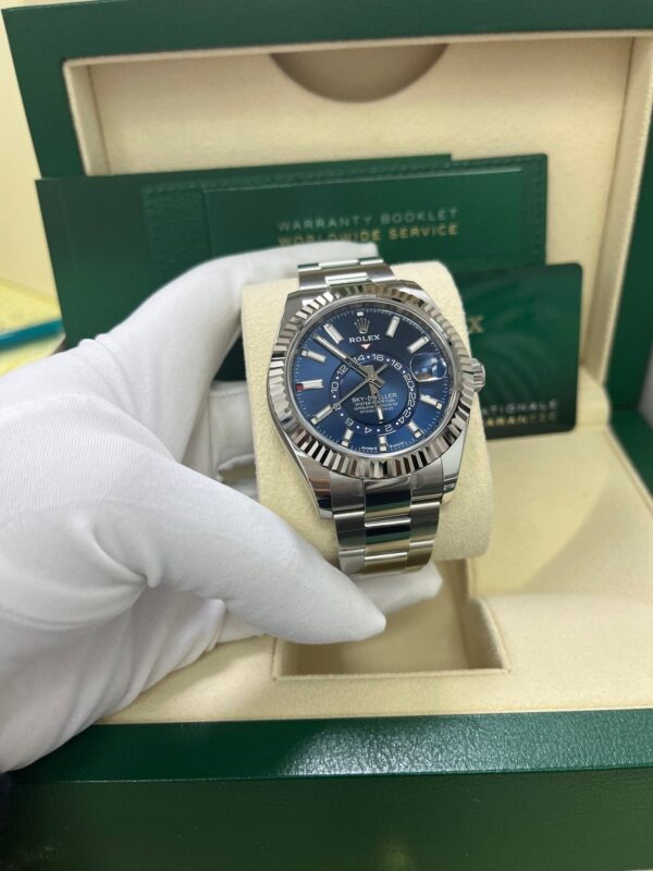 Rolex Sky-Dweller 42 mm Oystersteel and White Gold Blue Dial 336934 - Image 10