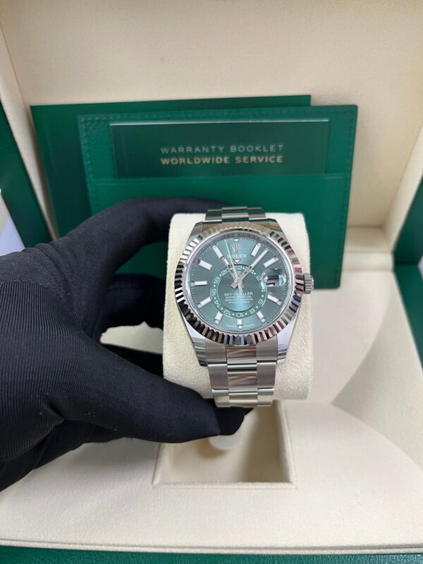 Rolex Sky-Dweller 42 mm Oystersteel and White Gold Green Dial Sky Dweller 336934 - Image 3