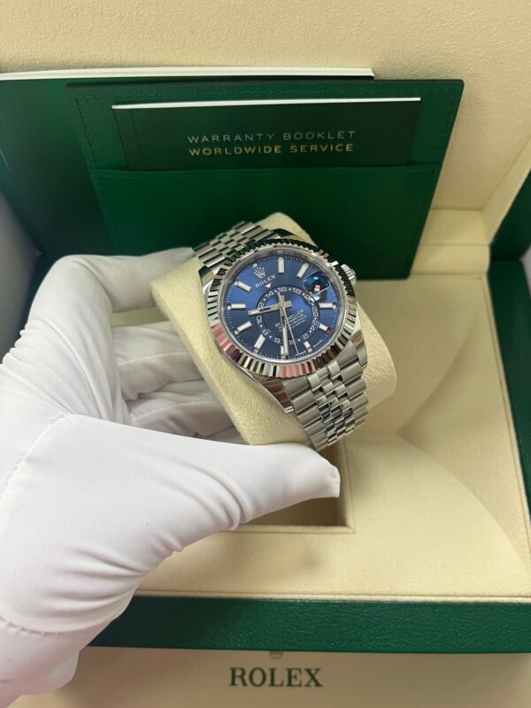 Rolex Sky-Dweller Blue Index Dial Jubilee Bracelet 336934 - Image 9