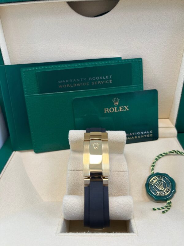 Rolex Sky-Dweller New Release 2025 Sky-Dweller 336238 Yellow Gold Bright Green Dial Oysterflex - Image 12