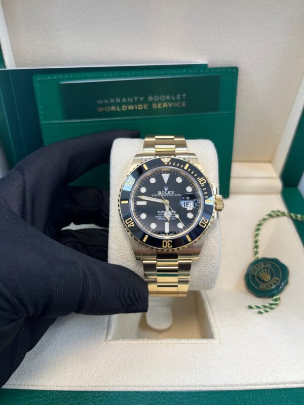 Rolex Submariner Date Certified Yellow Gold Black Dial 116618ln - Image 10