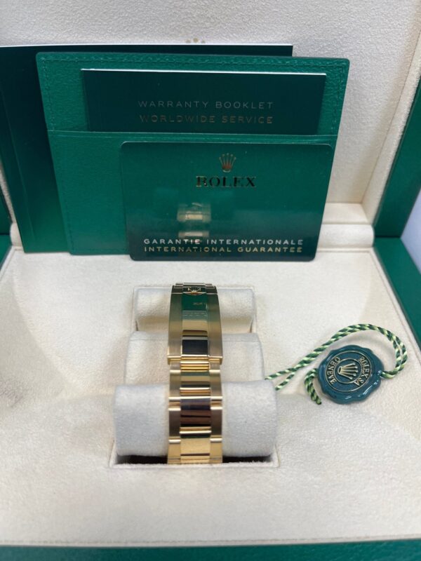 Rolex Submariner Date Certified Yellow Gold Black Dial 116618ln - Image 9