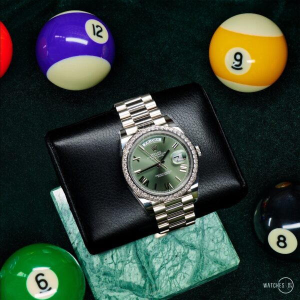 Rolex White Gold Day-Date 40 Watch - Bezel - Olive Green Bevelled Roman Dial - President Bracelet (Ref# 228349RBR) - Image 9